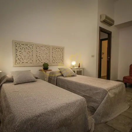 Peroscia Villa *